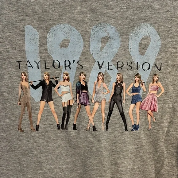 Taylor Swift 1989 Taylor’s Version Gray T-shirt. Size M - Picture 2 of 5